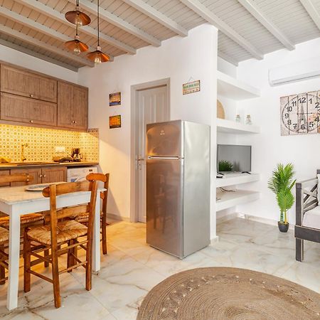Elenitas Beach House In Ornos Extérieur photo