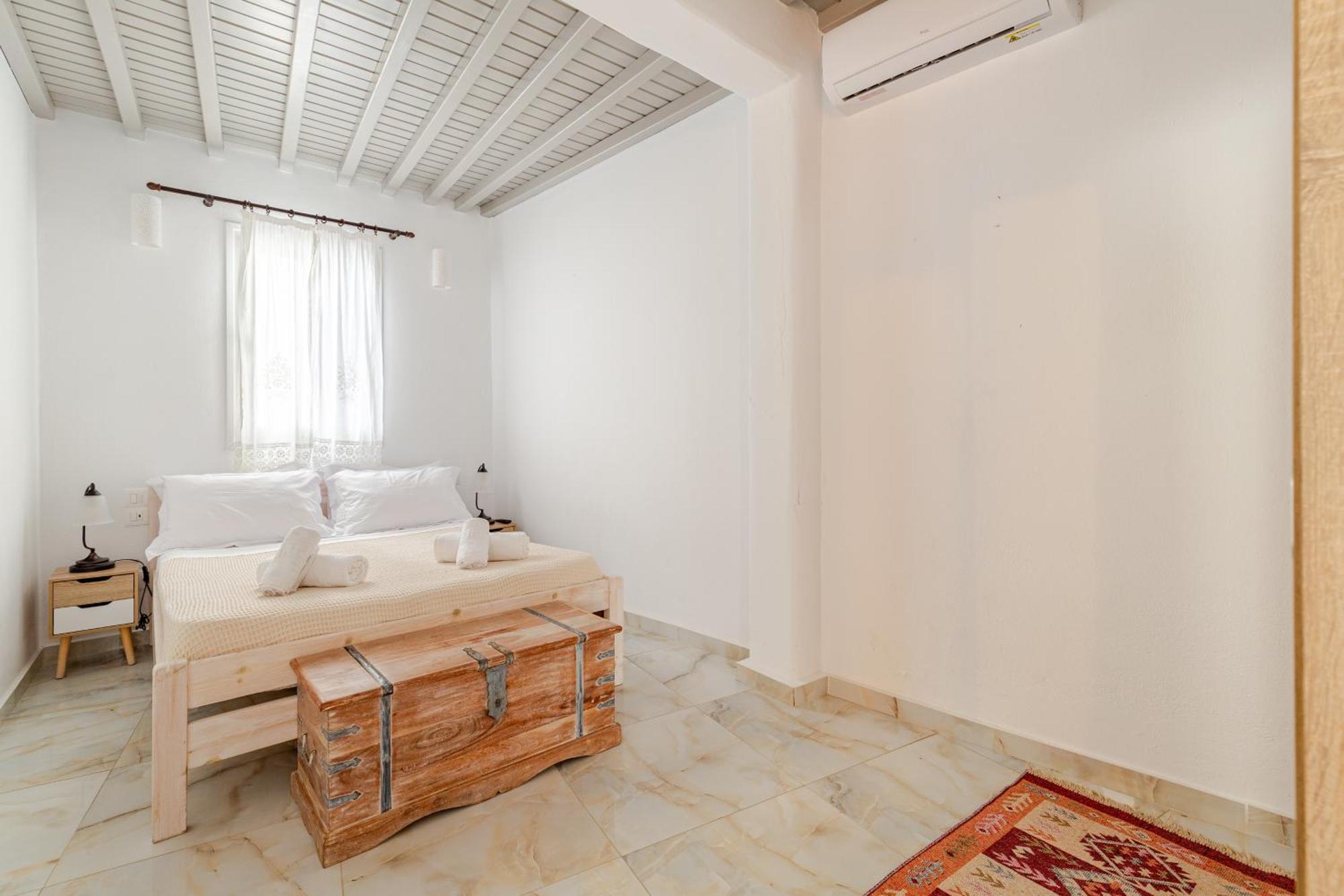 Elenitas Beach House In Ornos Extérieur photo